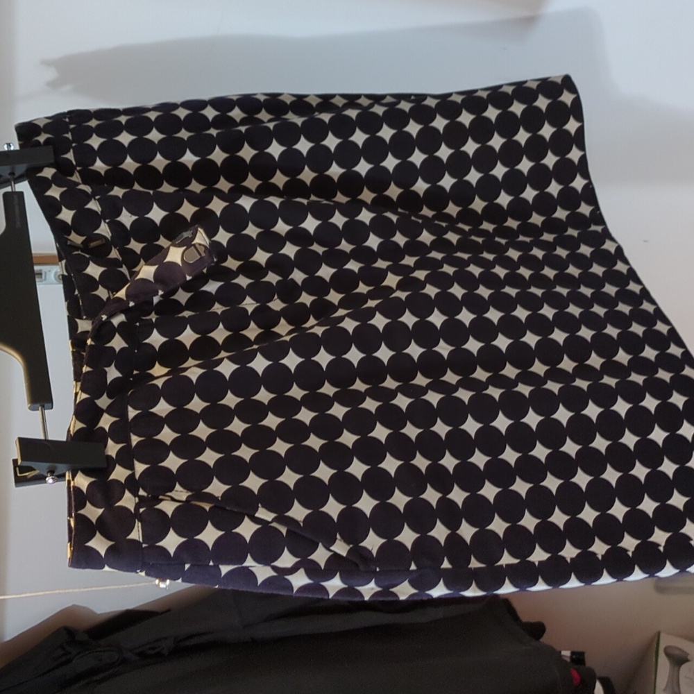 Woman's skirt size 14, Never Worn